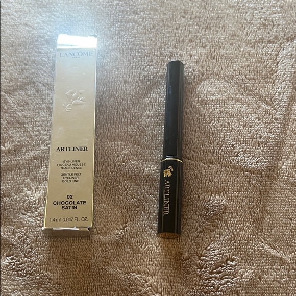 Lancome Artliner Eyeliner in Chocolate Satin - Picture 1 of 3